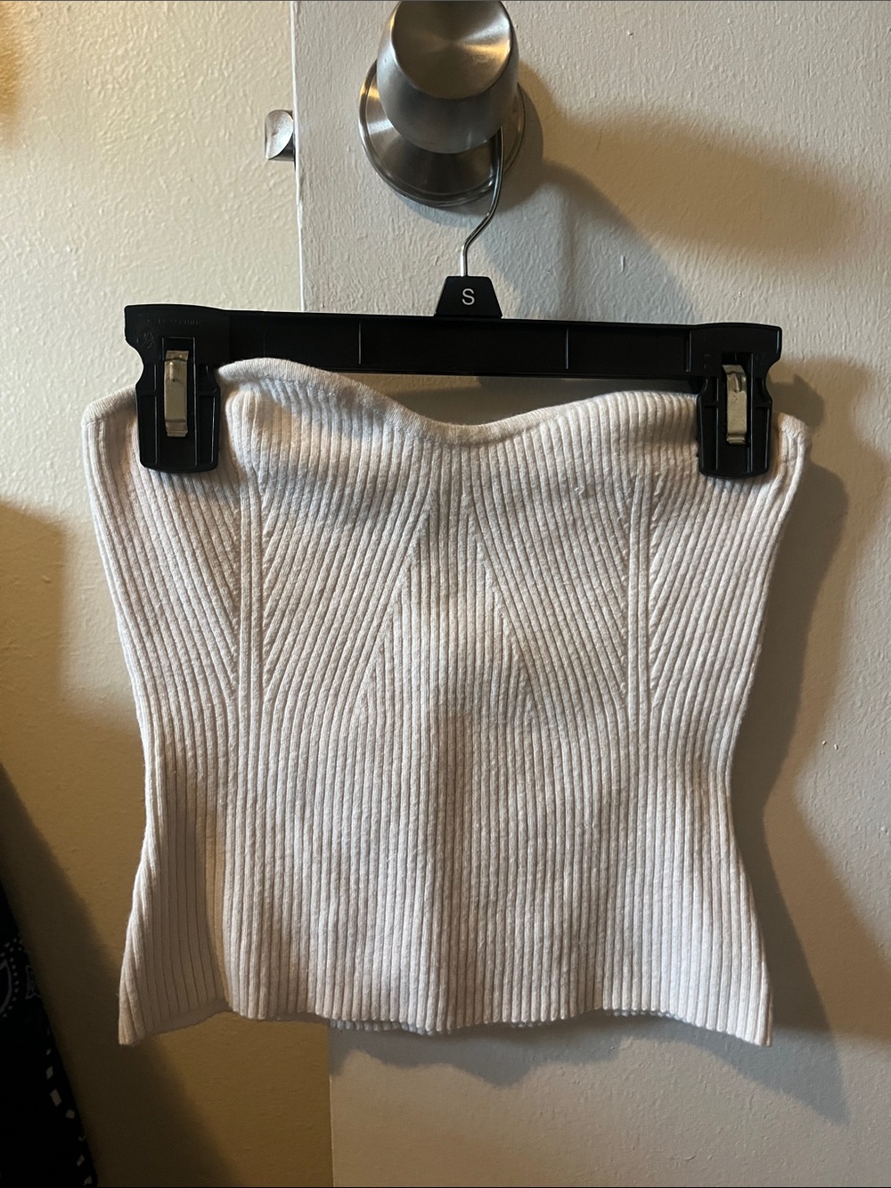 Olivaceous White Ribbed Strapless Crop Top